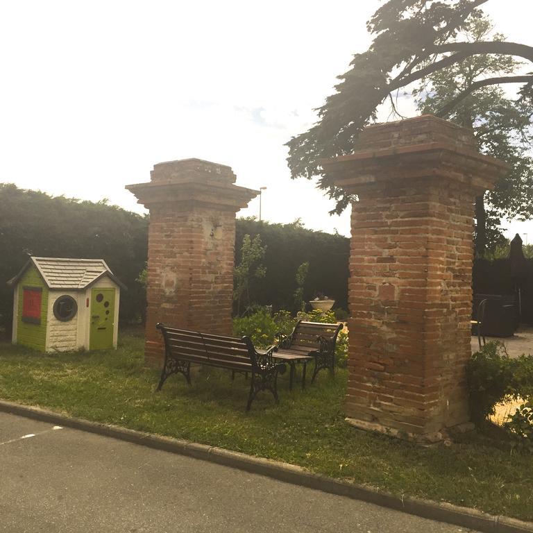 Fasthotel Muret Saubens Екстериор снимка